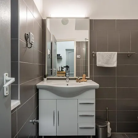 B8 - Grand Boulevard Cozy - Location By Bqa *