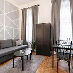 B8 - Grand Boulevard Cozy - Location By Bqa Budapešť