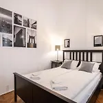 B8 - Grand Boulevard Cozy - Location By Bqa Apartmán Budapešť